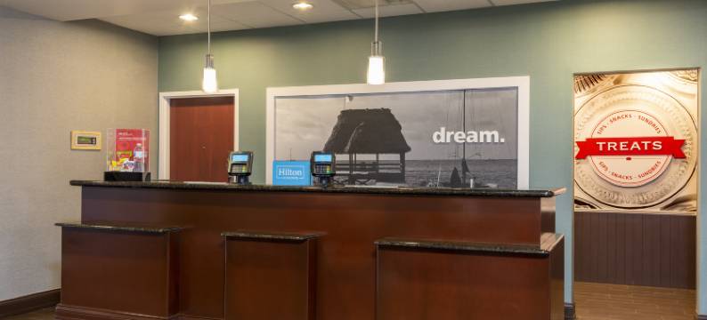 迈尔斯堡欢朋酒店及套房(Hampton Inn & Suites Fort Myers-Colonial Blvd.)图片