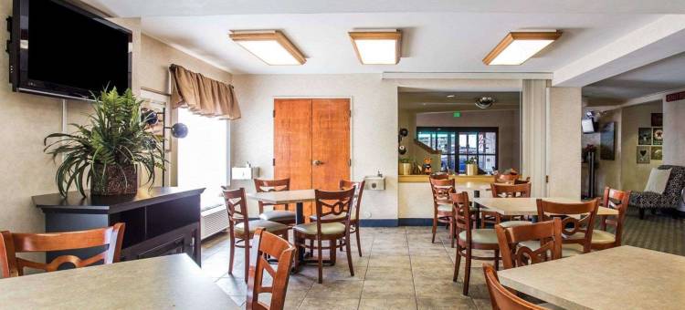 丹佛国际机场艾克诺旅舍(Econo Lodge Denver International Airport)图片