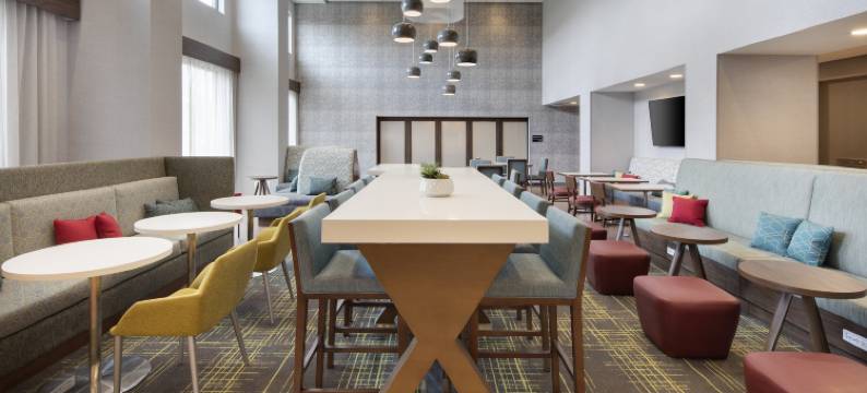 弗吉尼亚里士满舒特庞普欢朋套房酒店(Hampton Inn & Suites by Hilton Richmond Short Pump)图片