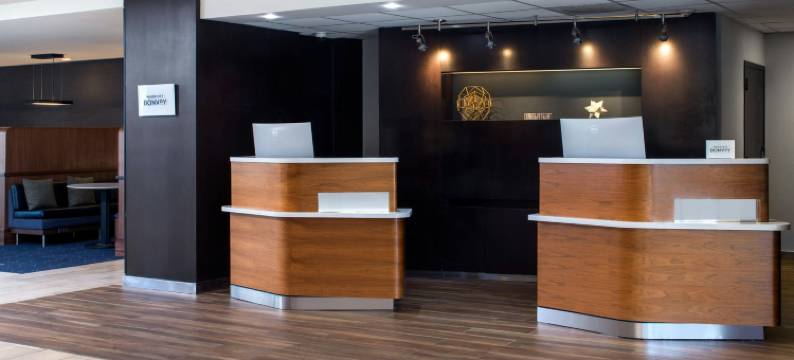 凤凰城机场万怡酒店(Courtyard Phoenix Airport)图片