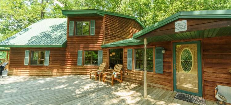 HotTub! FirePit, Private 2.5 acre Pond, 2 Kayaks! GameRoom! Slps12+图片