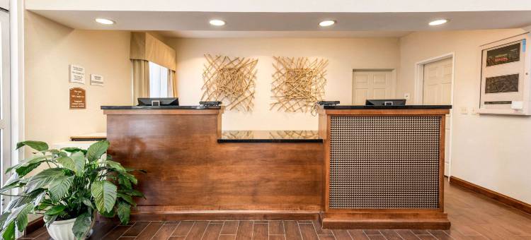 柯林斯堡大学凯艺套房酒店(Quality Inn & Suites University Fort Collins)图片