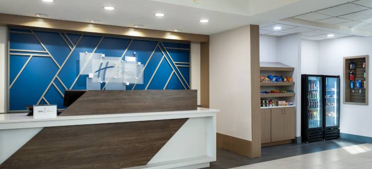 智选假日套房酒店中西部市(Holiday Inn Express & Suites Midwest City)图片