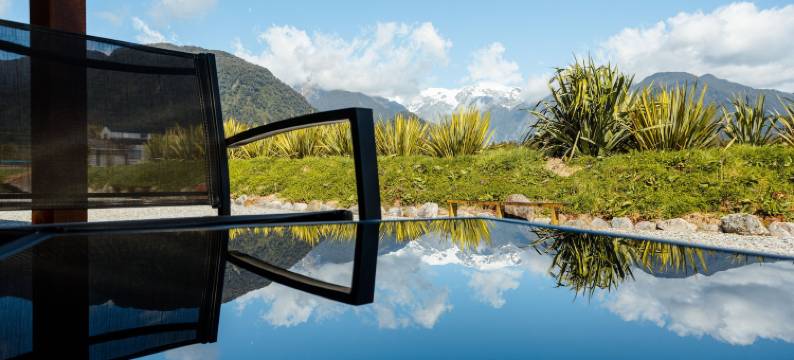 特阿瓦小屋酒店(Te Awa Cottages)图片