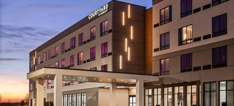 贝滕多夫万豪万怡酒店(Courtyard by Marriott Bettendorf)图片