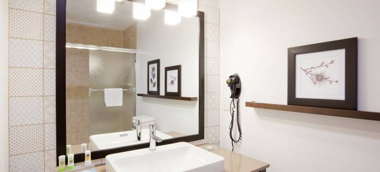 梅森城丽怡酒店(Country Inn & Suites by Radisson, Mason City, IA)图片