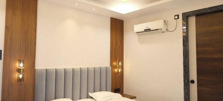 RGS Crystal酒店(Hotel RGS Crystal)图片