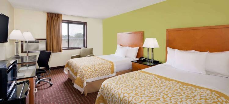 道奇堡戴斯酒店(Days Inn by Wyndham Fort Dodge)图片