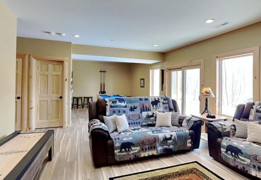 Big and Boulder Hotel Overview