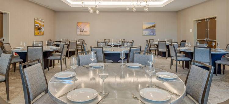 希尔顿逸林查尔斯顿河景酒店(DoubleTree by Hilton Charleston Riverview)图片
