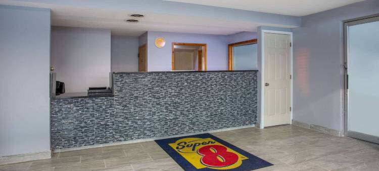 密苏里谷温德姆速 8 酒店(Super 8 by Wyndham Missouri Valley)图片