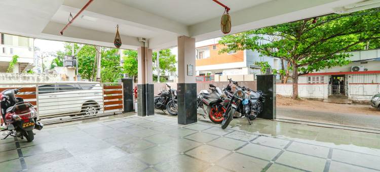 Fabhotel 晨光旅馆(FabHotel the Sunrise Inn - Nr Gayatri Vidya Parishad College of Engineering)图片