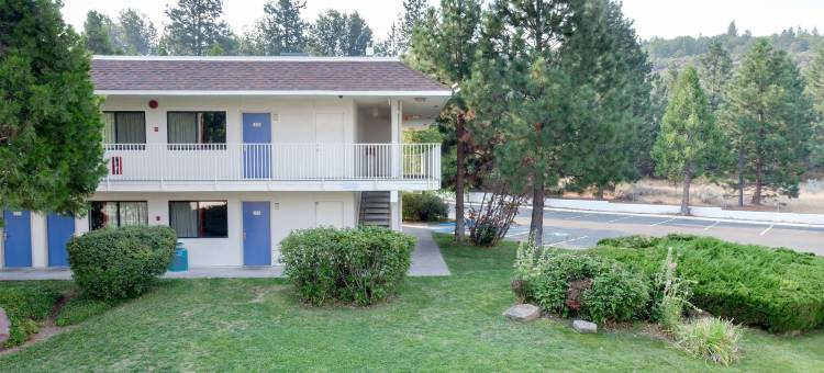 威德6号汽车旅馆 - 沙斯塔山(Motel 6 Weed, CA - Mount Shasta)图片