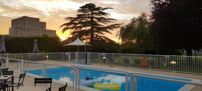 卡昂珍珠海岸诺富特酒店(Novotel Caen Côte de Nacre)图片