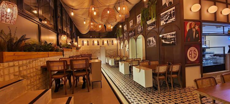 麦克皇家酒店(Microyal Hotel)图片