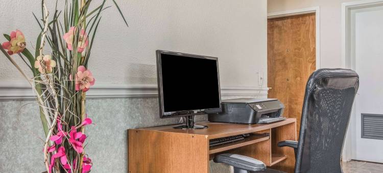 伊克诺套房旅馆(Econo Lodge Inn & Suites Marietta)图片