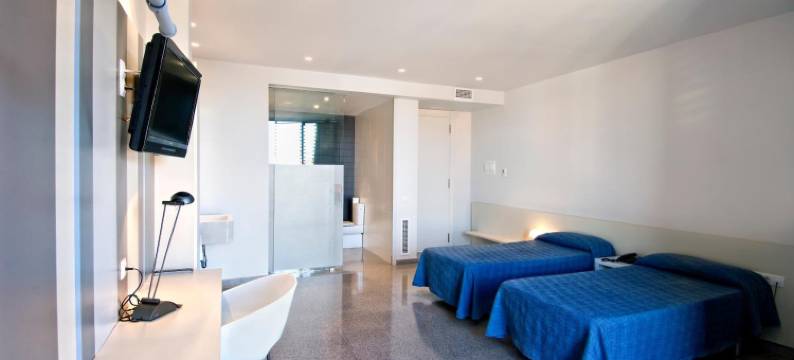 拉克鲁宾馆(Hostal la Creu)图片