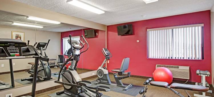 洛克威华美达酒店(Ramada by Wyndham Rockaway)图片