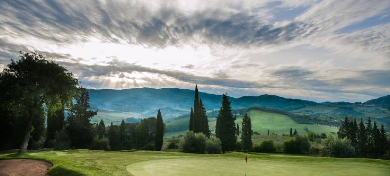 里莱斯奥尔默别墅酒店(Relais Villa Olmo - Place of Charme)图片