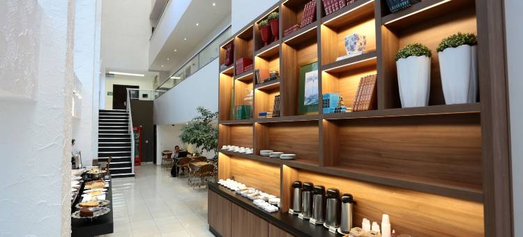 绿洲大厦酒店(Oasis Tower Hotel)图片