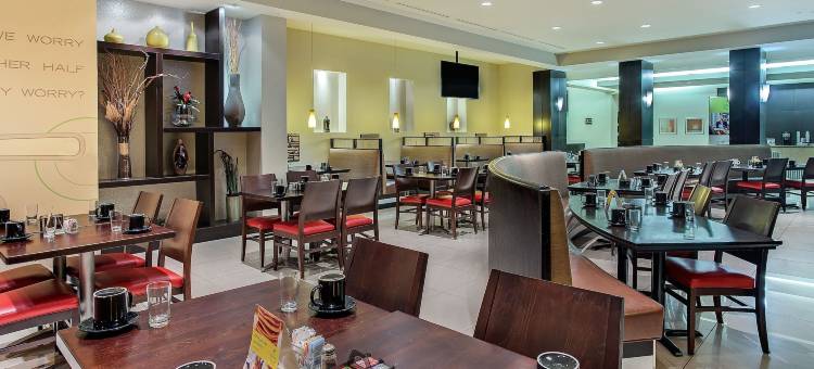 洲际酒店集团路易斯威尔机场假日酒店 - 博览会(Holiday Inn Louisville Airport - Fair/Expo)图片