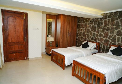 WandervilleHotel Overview