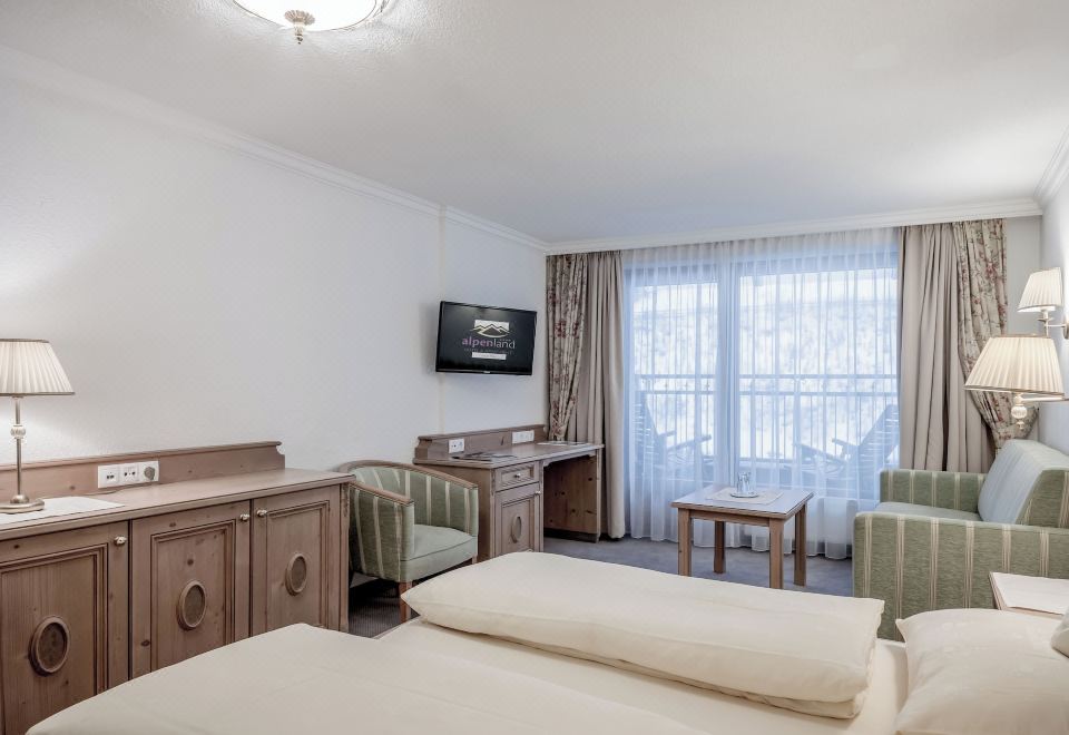 Hotel Alpenland Hotel Overview