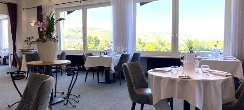 罗吉斯酒店乐贝尔维(Logis Hôtel le Bellevue)图片