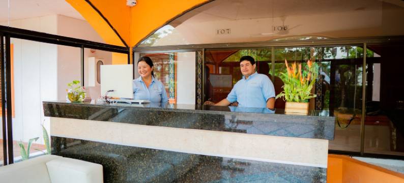 潘诺恩套房酒店(Hotel Penon Suites)图片