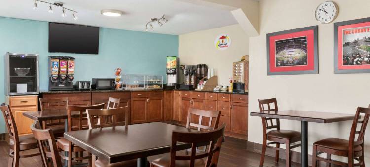 芬德利温德姆速8酒店(Super 8 by Wyndham Findlay)图片