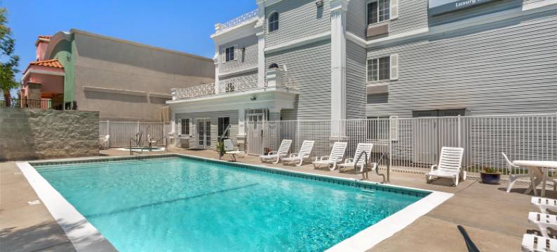 豪华贝斯特韦斯特酒店(Best Western Luxury Inn)图片