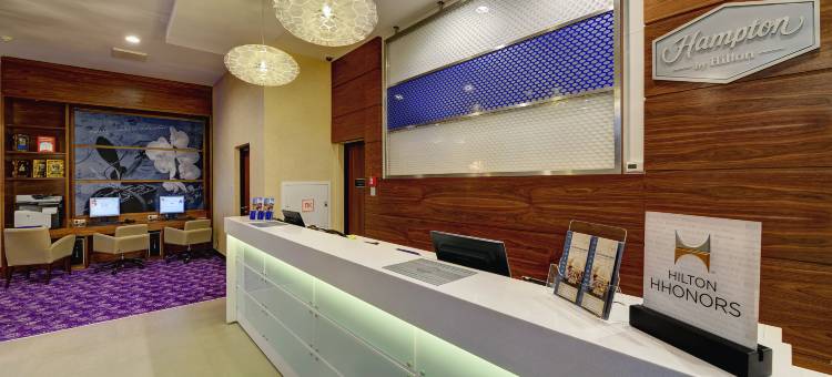 伏尔加格勒工会希尔顿欢朋酒店(Hampton by Hilton Volgograd Profsoyuznaya Hotel)图片