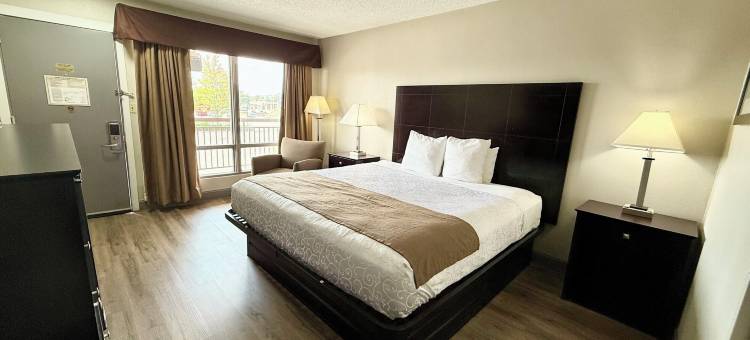 温德姆圣查尔斯戴斯酒店(Days Inn by Wyndham St. Charles IL)图片