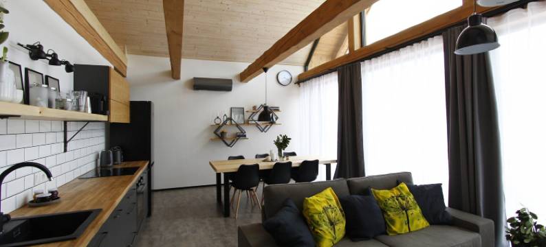 维索基纳靠近佩恩斯泰恩城堡的公寓(Apartment in Vysocina Near Pernstejn Castle)图片