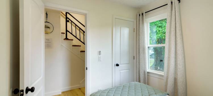 伯恩赛德度假屋，步行到坎伯兰湖!(Burnside Vacation Rental, Walk to Lake Cumberland!)图片