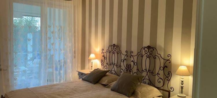 Garden view apartment in Sanremo with veranda图片