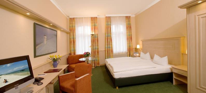 杜恩施罗博酒店(Hotel Dünenschloss Mit Private Spa)图片