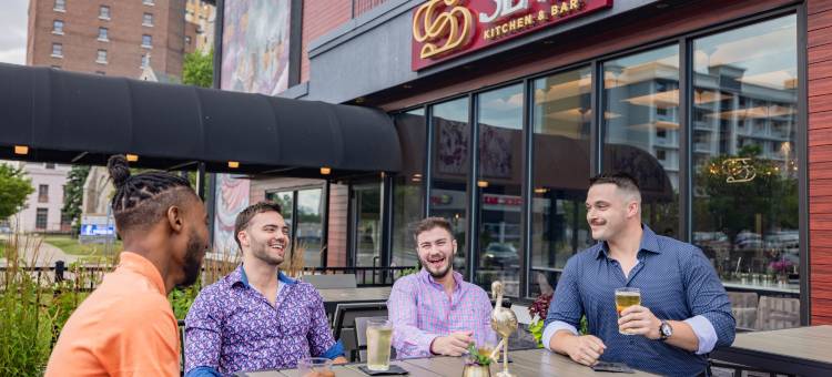 尼亚加拉瀑布voco凯登斯酒店(voco Niagara Falls - the Cadence)图片