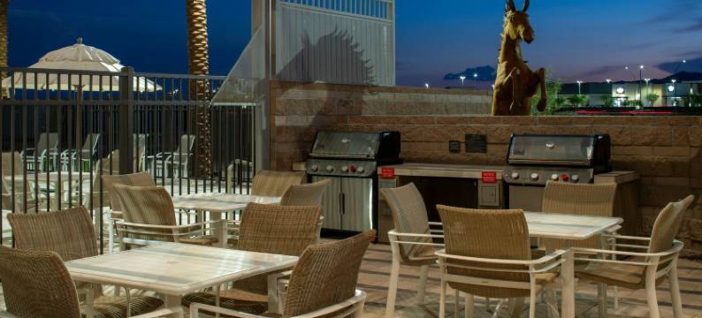 Fairfield 惊喜普拉萨达酒店(Fairfield by Marriott Inn & Suites Surprise Prasada)图片