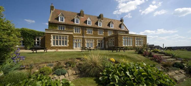 The Golden Lion Hotel图片