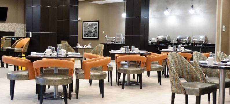 Holiday Inn 卡温顿的东南亚(Holiday Inn COVINGTON by IHG)图片