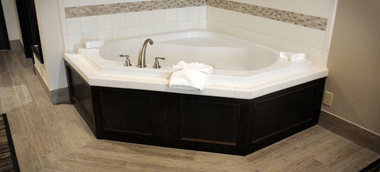 阿德莫尔贝斯特韦斯特优质套房酒店(Best Western Plus Ardmore Inn  Suites)图片