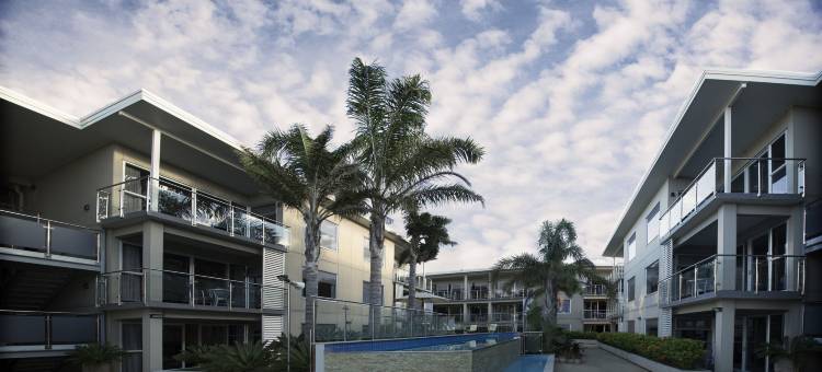 水边棕榈公寓(Edgewater Palms Apartments)图片