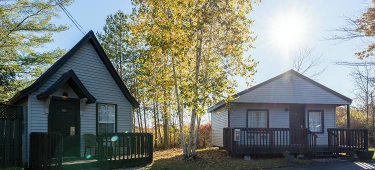 加纳诺克/乡绅度假村温德姆速 8 酒店(Super 8 by Wyndham Gananoque        Country Squire Resort)图片