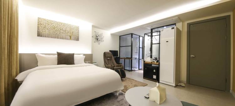 平泽贝尔酒店(Pyeongtaek Belle Hotel)图片