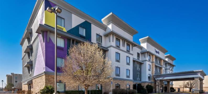 阿马里洛舒适全套房酒店(Spark by Hilton Amarillo Western Plaza)图片