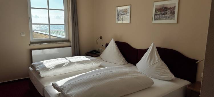 格勒米茨酒店(Strandhotel Grömitz)图片