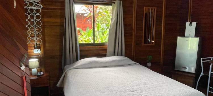 洛斯拉吉托斯小屋(Cabañas Los Laguitos Rio Celeste)图片