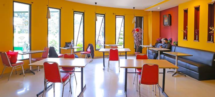 Townhouse OAK 酒店 Fiducia 巴萨尔明古(Townhouse Oak Hotel Fiducia Pasar Minggu)图片