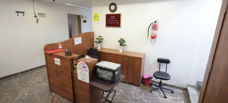 兰戈利达兰普尔酒店(Hotel Rangoli Dharampur)图片